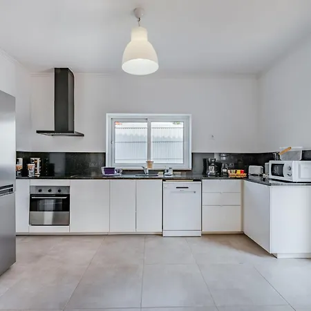 Villa Dos Sonhos V4-vip By Interhome Gale (Albufeira)
