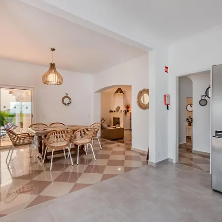 Dos Sonhos V3 Lucia-vip By Interhome *