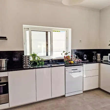 Villa Dos Sonhos By Interhome