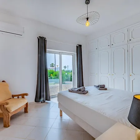 Villa Dos Sonhos By Interhome *