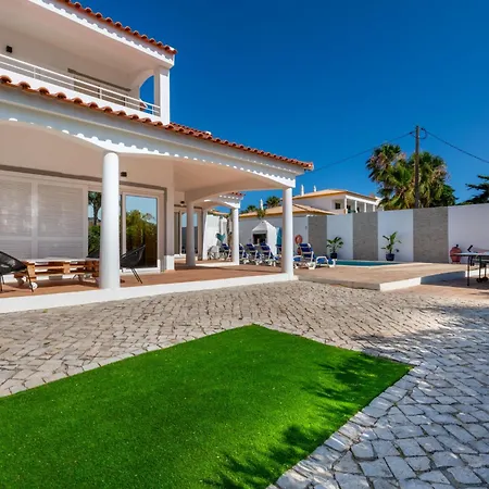 Villa Dos Sonhos V3 Lucia-vip By Interhome